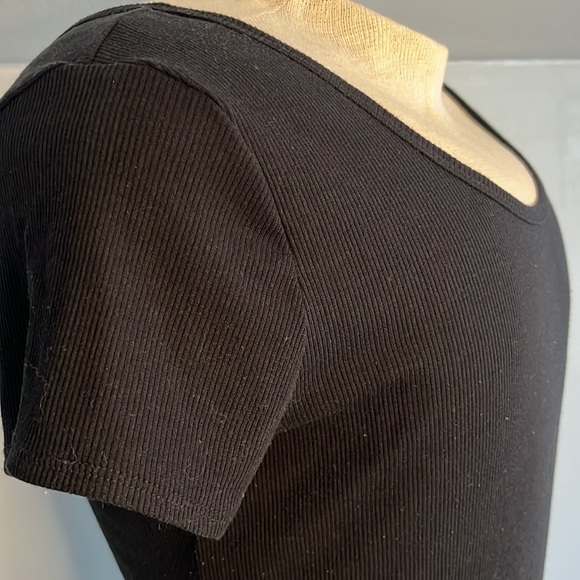 Wild Fable Black Cropped Ribbed Tshirt Large - Picture 3 of 4